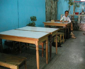 �l�Ԍ����_�j�j�̐H��